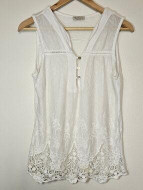 BELLA UMBRA Crochet Sleeveless Tank